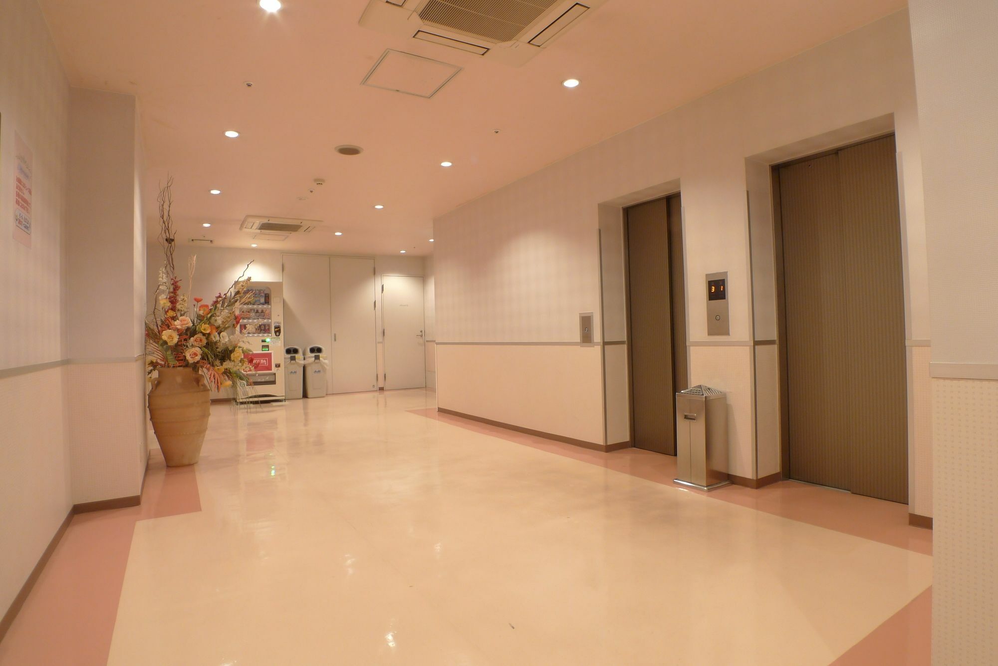 Hotel Times Inn 24 Yokohama  Eksteriør billede